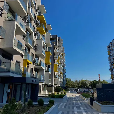 Sara East Gate Living Скоп'є