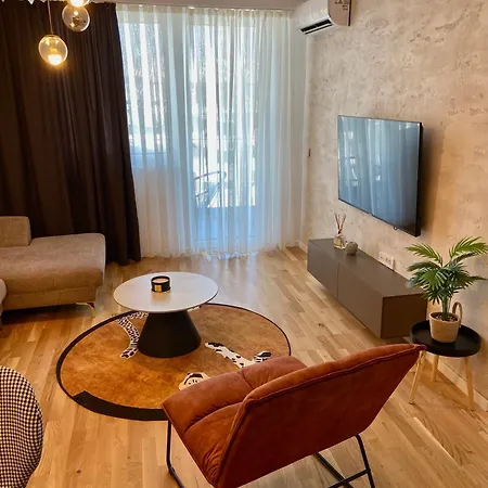 Sara East Gate Living Apartment Skopje