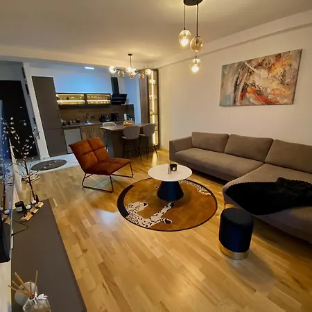 Sara East Gate Living Apartment Skopje