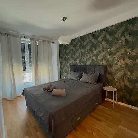 Sara East Gate Living Apartament Skopje