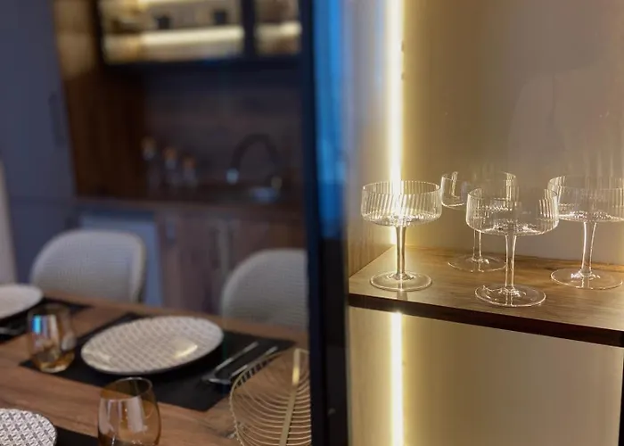 Sara East Gate Living Apartment *