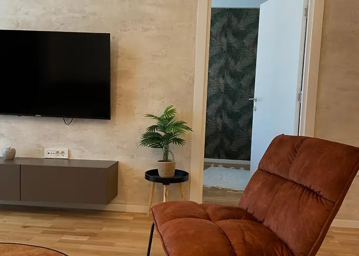 Apartment Sara East Gate Living *