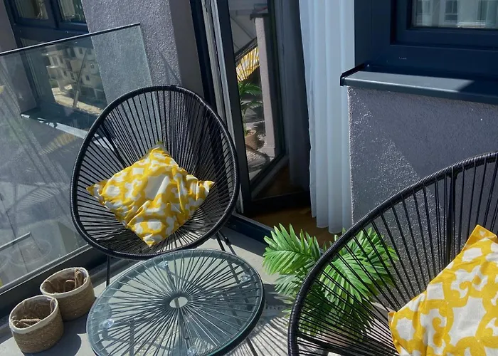 Sara East Gate Living Апартаменты